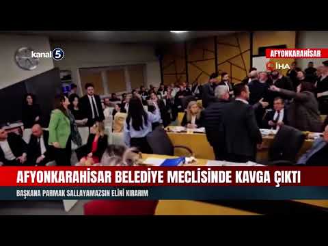 Afyonkarahisar Belediye Meclisinde Kavga Çıktı | Başkana Parmak Sallayamazsın Elini Kırarım