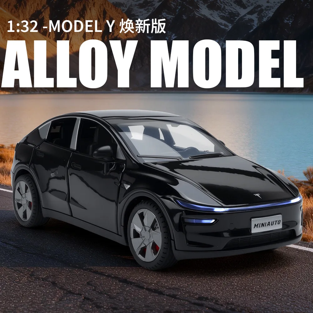 1:32 Scale Diecast Alloy Car Model Collectible Ornament Toy